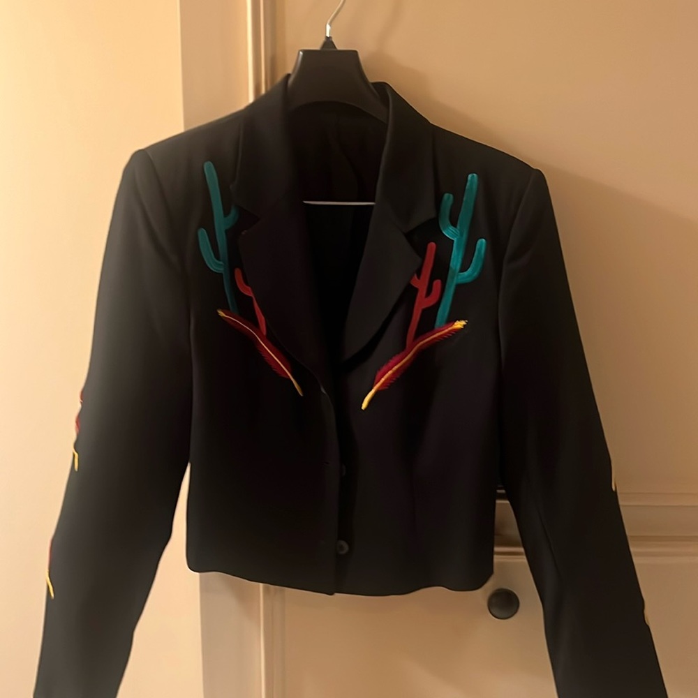 Adorable short western jacket